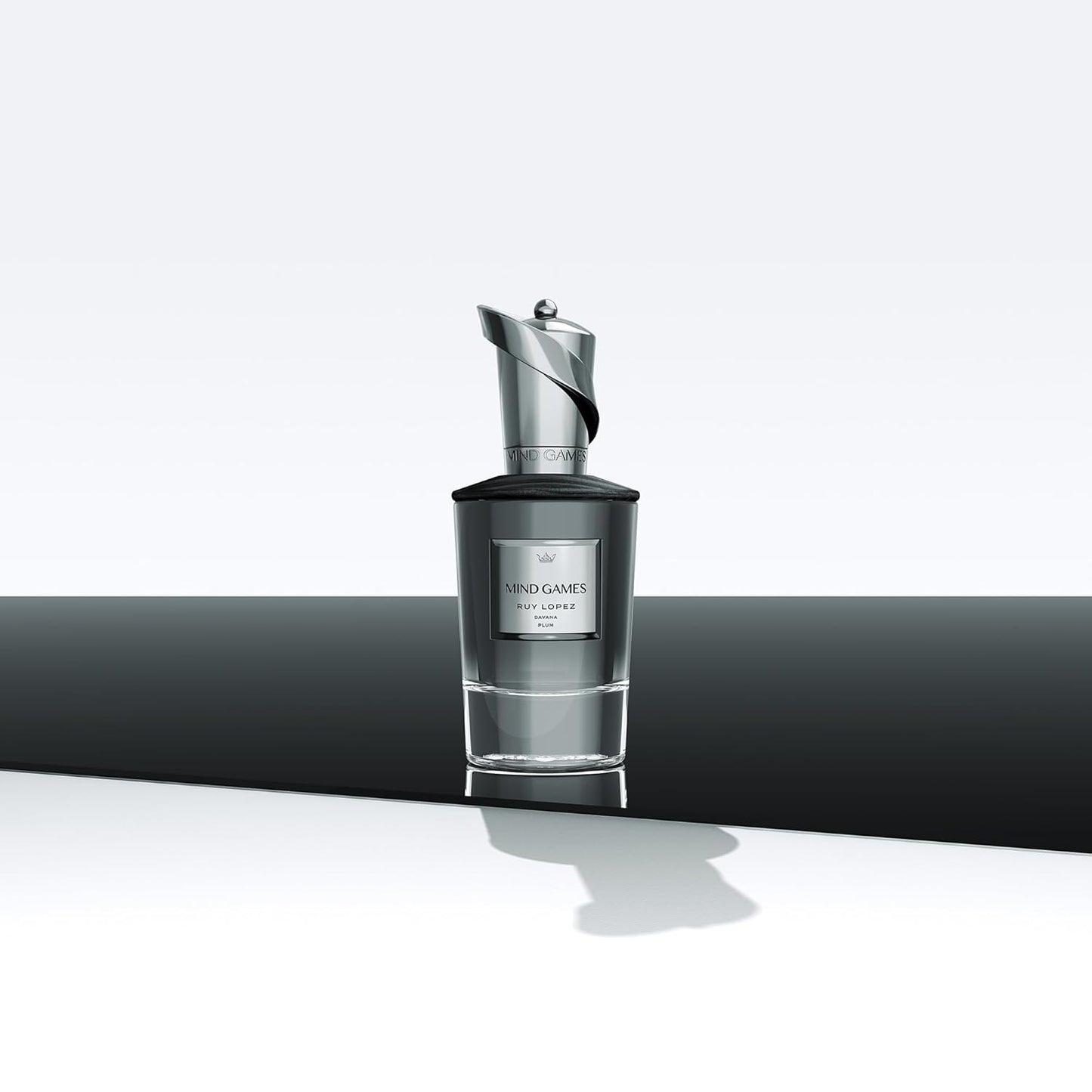 MIND GAMES Ruy Lopez - Luxury Perfume with Notes of Black Tea, Rose, Patchouli & Leather - Elegant Extrait de Parfum for Women & Men - Woody & Green Perfume - 100 mL/3.4 oz