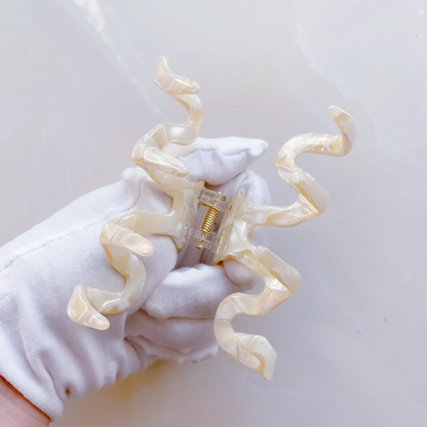 Large Tortoise Shell Claw Clip 3.5 Inch Cellulose Acetate Hair Claw Clips Checkered Hair Claw Clips French Design Hair Jaw Clamp for Women Ladies (2 Pack)