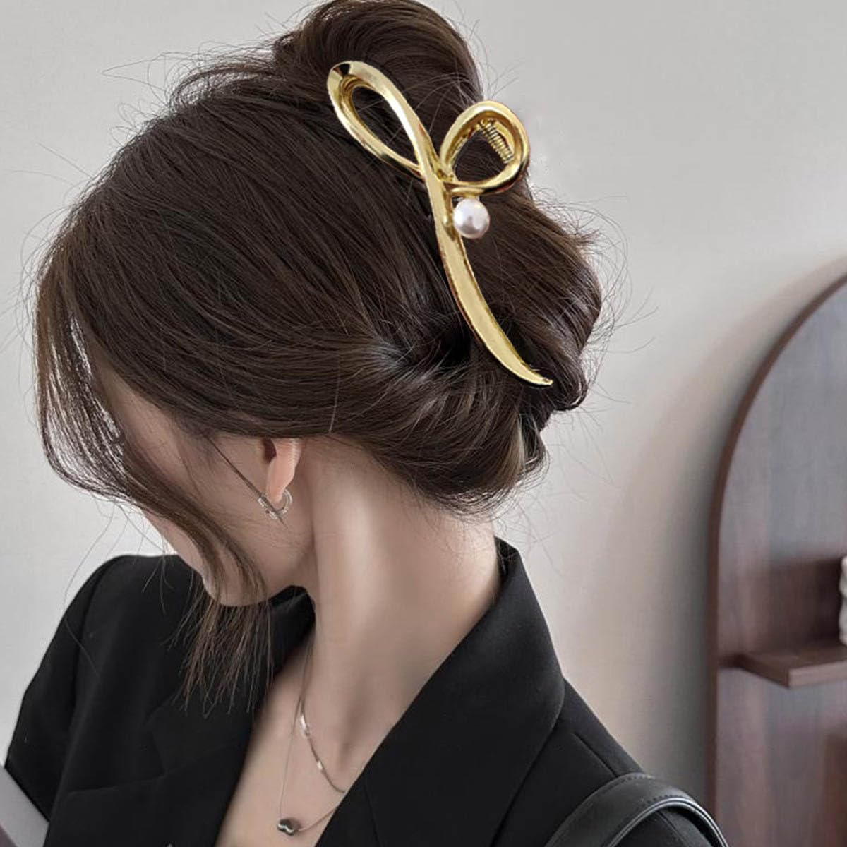 1Pcs Large Metal Hair Claw Clip for Women - Gold Bowknot Design with Pearls, Strong Hold for Long Thick Hair, No Slips Jaw Clamp for Hair Styling