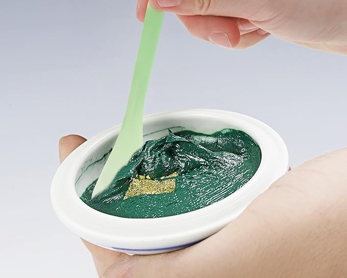 ONLYKXY 5pcs 5inch Plastic Beauty Spoon Facial Cream Brush Makeup Scoop Mud Reusable Cosmetic Dig Scoop Spatula Mask Tip for Lotions Moisturizers Home Salon DIY Facemask Mixing Sampling (Light Green)