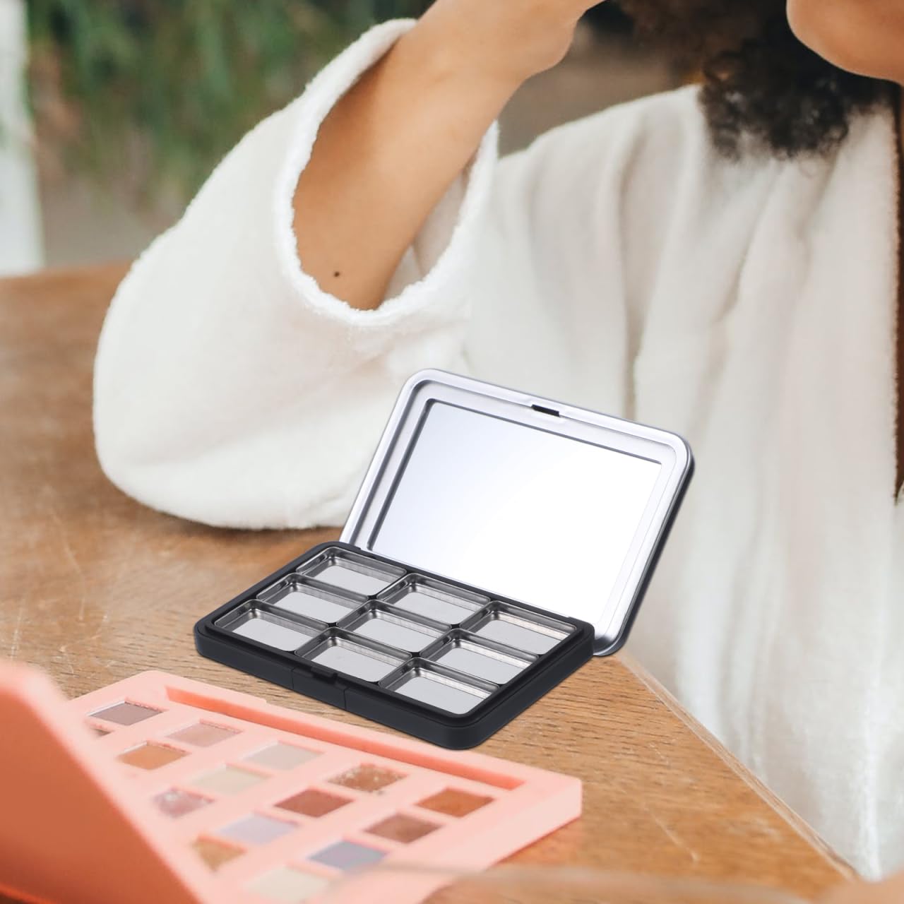 minkissy Empty Eyeshadow Palette Refillable Eyeshadow Palette Empty Makeup Palette-Storage Box for Lipstick Blush