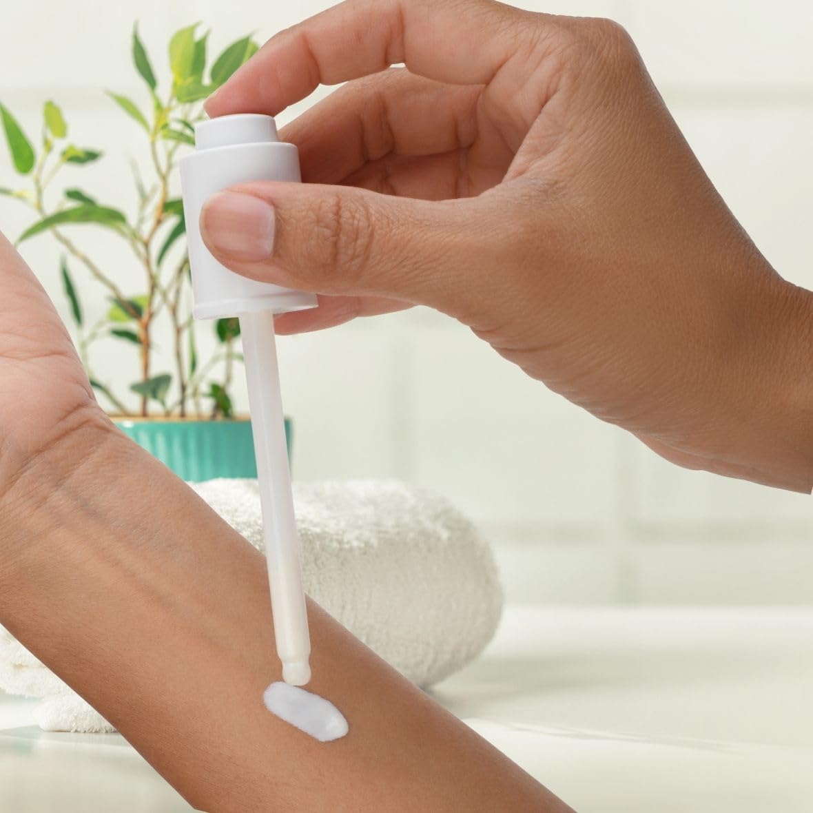 Suntegrity Mineral Sun Drops SPF 30 | Broad Spectrum Zinc Oxide Sunscreen for Face | Vegan, Reef-Safe, Non-Greasy Daily Sun Protection | Fragrance-Free, Lightweight Formula