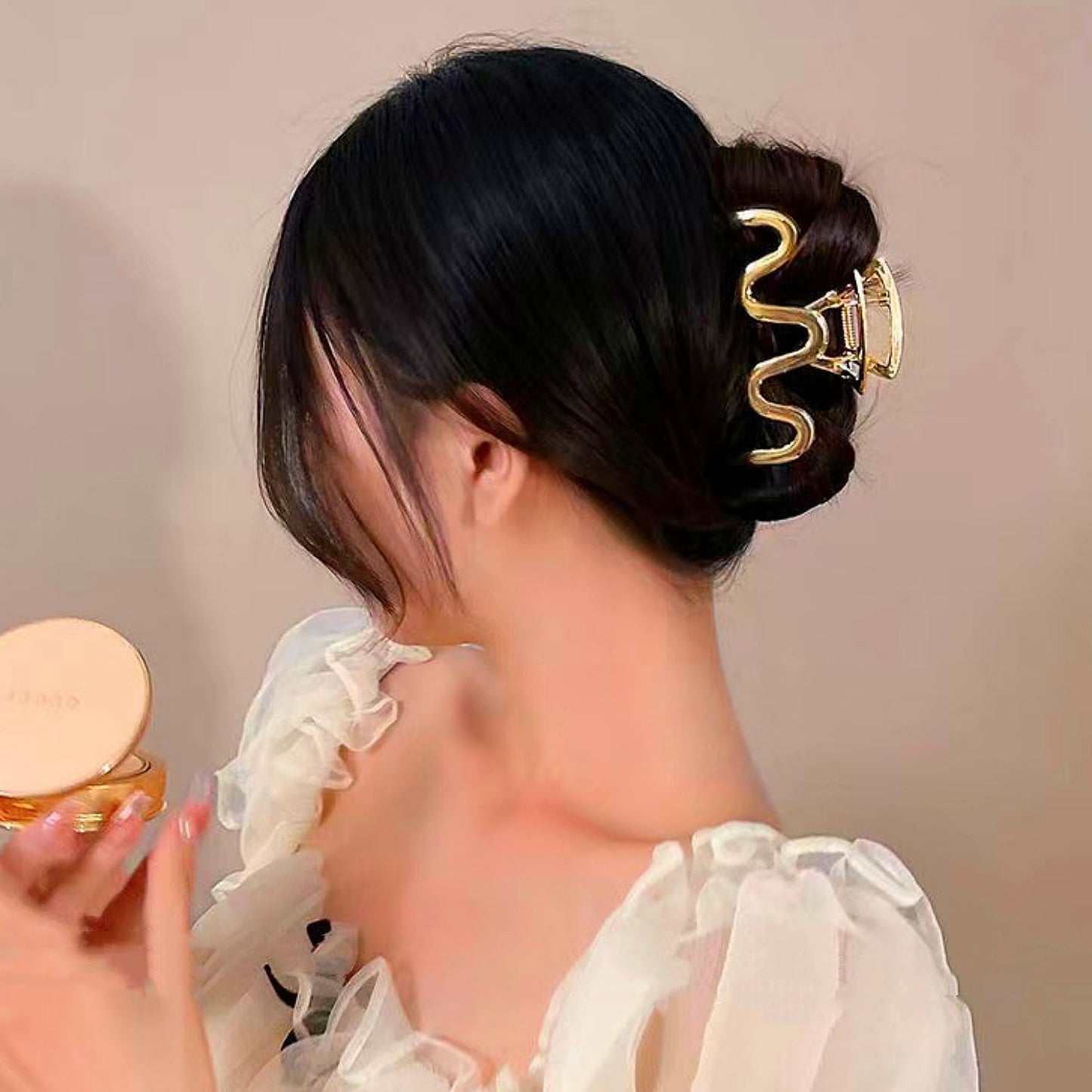 Large Metal Hair Claw Clips for Women, Gold Strong Hold Non-Slip Hair Catch Barrette Jaw Clamp for Thin Thick Curly Hair, Silver Metal Hair Clips Fashion Hair Styling Accessories