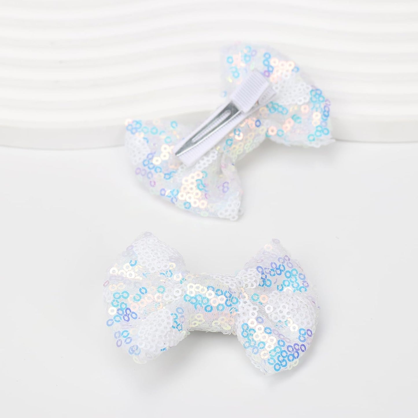 Sparkling 3 Inch Glitter Heart Hair Bows Clips Sequin Bow Alligator Clips Hair Accessories for Girls, Teens, Toddlers (White)