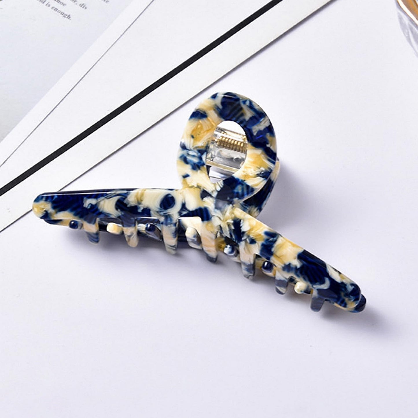 Large Hair Clips 4.1 inch Tortoise-shell Claw Cellulose Acetate Jaw Clip Celluloid Hair Barrettes Grip Clamps for Women Ladies Mother Teacher (3 Pack)