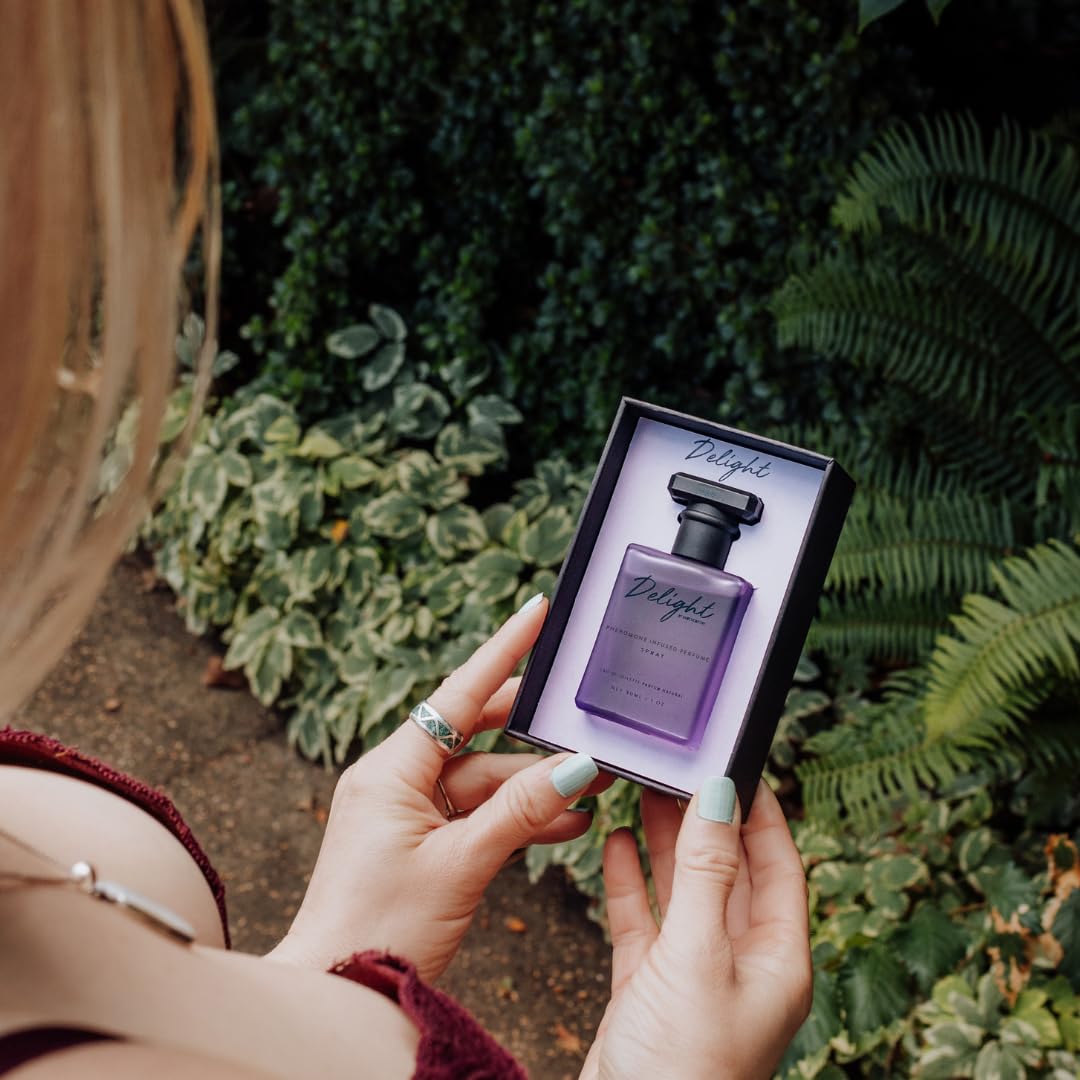 RawChemistry Delight Pheromone Infused Perfume for Women – Women's Perfume Infused with Pheromones – Delight by Raw Chemistry Spray with Feromonas – Fragrance con Feromonas para Mujer