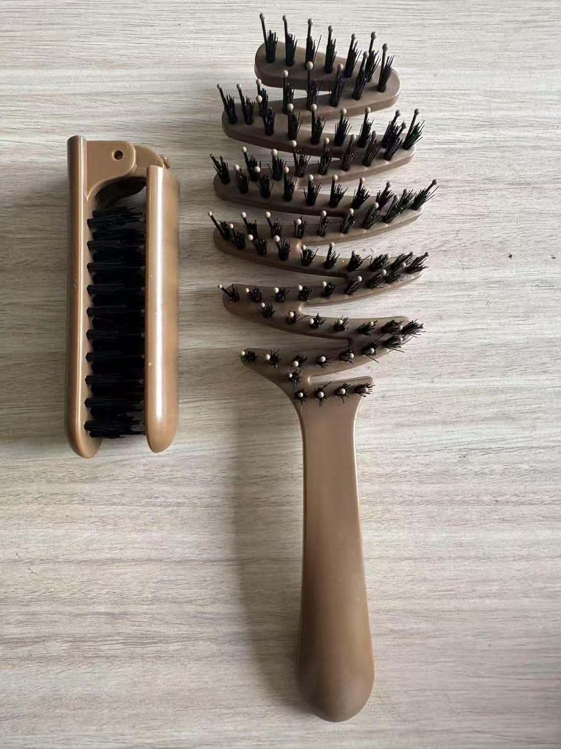 for Men and Women Hair Brush, Comb Set Suitable for All Hair Types, Ergonomic Handle Styling Brush