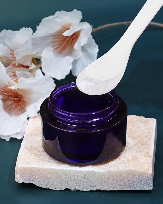 ONLYKXY 5pcs 5inch Plastic Beauty Spoon Facial Cream Brush Makeup Scoop Mud Reusable Cosmetic Dig Scoop Spatula Mask Tip for Lotions Moisturizers Home Salon DIY Facemask Mixing Sampling (White)