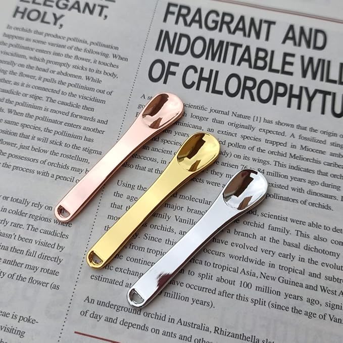 Honkenda 3 Pcs Metal Makeup Spatula Spoon, Reusable Mini Cosmetic Beauty Scoop for Facial Cream, Lotions, Moisturizers, Face Mask (Gold, Silver, Rose Gold)