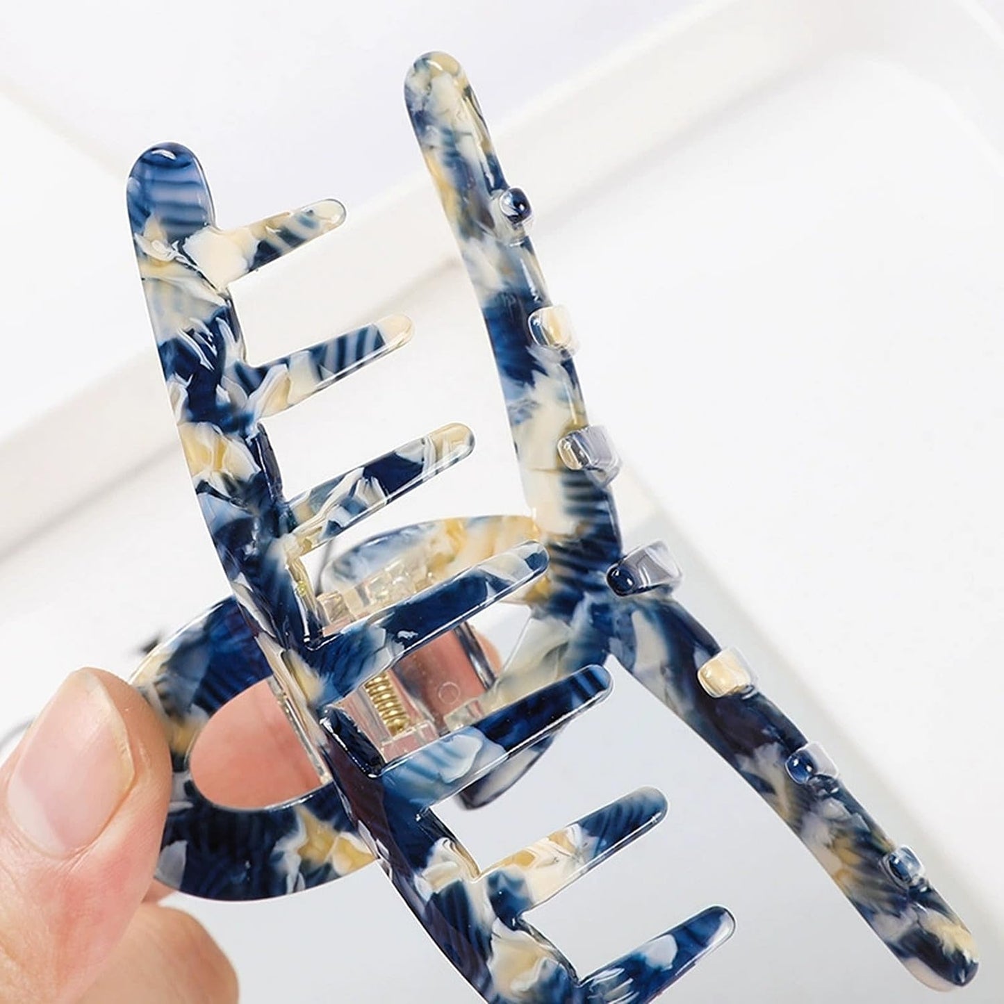 Large Hair Clips 4.1 inch Tortoise-shell Claw Cellulose Acetate Jaw Clip Celluloid Hair Barrettes Grip Clamps for Women Ladies Mother Teacher (3 Pack)