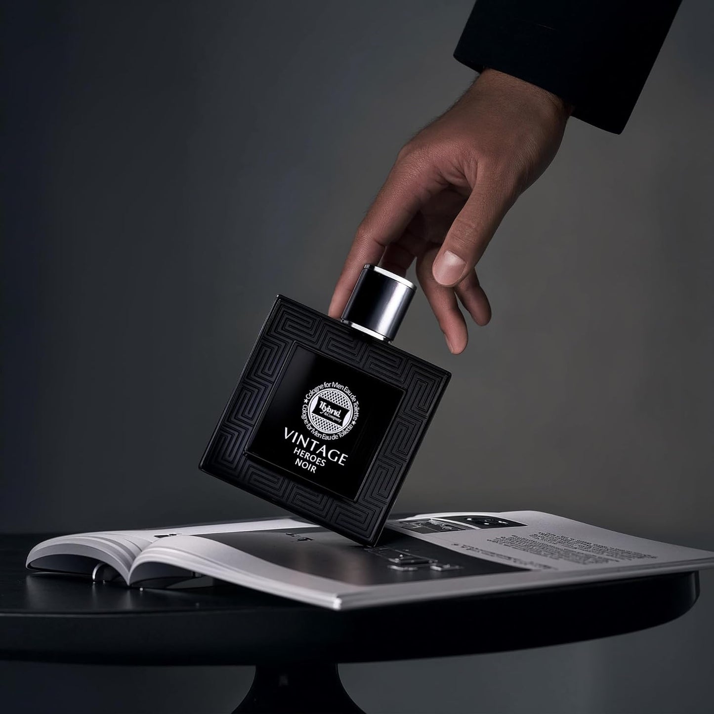 Hybrid & Company Vintage Heroes Noir For Men Eau De Parfum Vaporisateur Natural Spray 3.4 Fl Oz