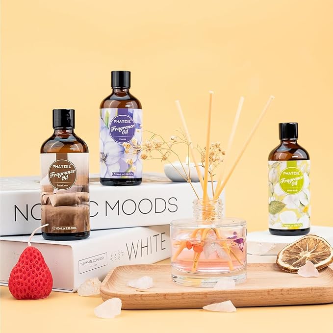 Honeysuckle 3.38fl.oz Fragrance Oil, PHATOIL Aromatherapy Essential Oils for Diffuser, Humidifier, Perfect for DIY Soap, Candle, Bath Bombs Making(100ml)