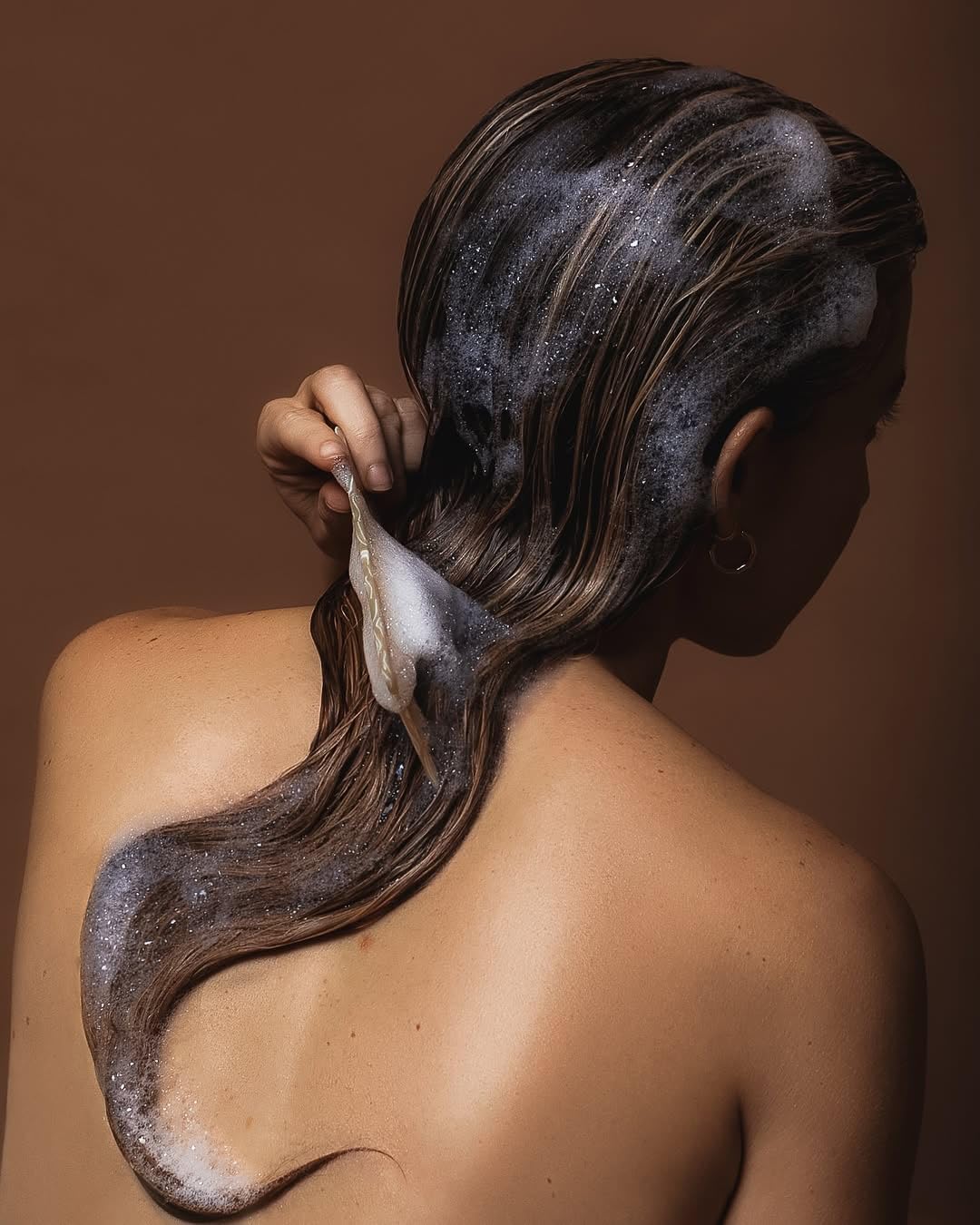 ARETÉ Daily Rituals Hair Wash Shampoo for Women + Men, Velvet Flower, Saffron & Raspberry Oil Blend for Hydration, Shine, Strength and Scalp Health, Organic Ingredients + Made in USA, 7.4oz