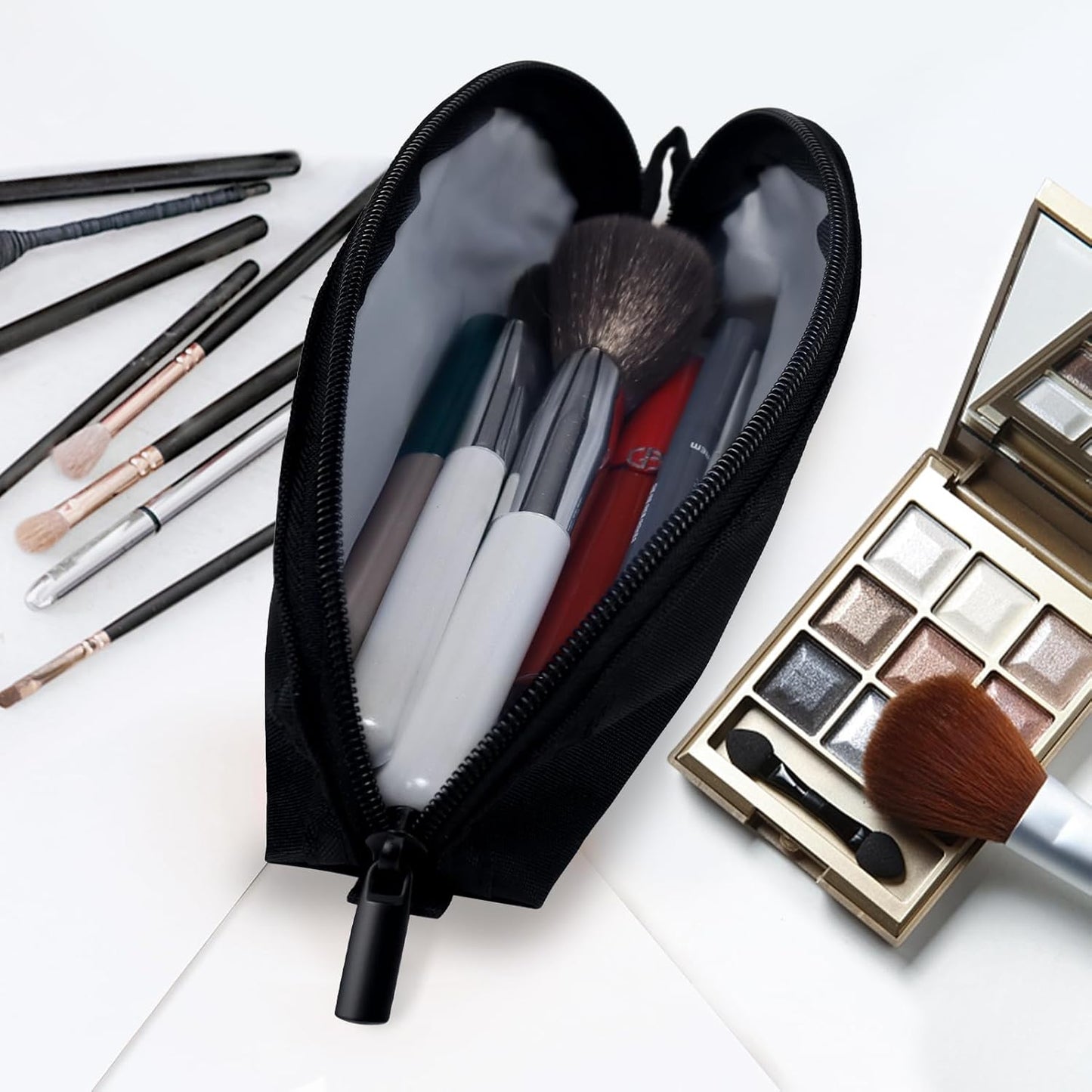 Gloppie Makeup Brush Holder Travel, Small Make Up Brush Organizer Pouch - Make Up Brush Traveling Case Portable Cosmetic Pouch, Holds 10 Brushes, Perfect for Traveling and Organization, Black