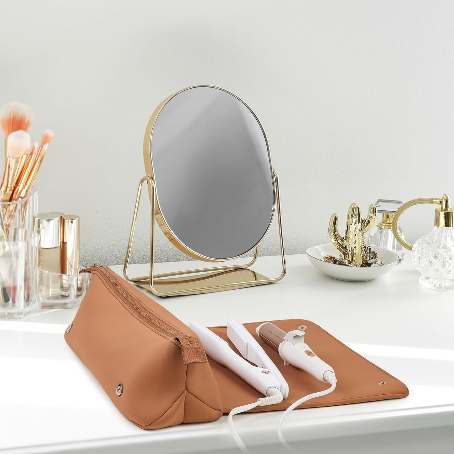 BAREFOOT CARIBOU Hair Tools Travel Bag and Heat Resistant Mat for Flat Irons, Straighteners, Curling Iron, and Haircare Accessories, 2-in-1 design, with Interior Pockets, Portable Organizer