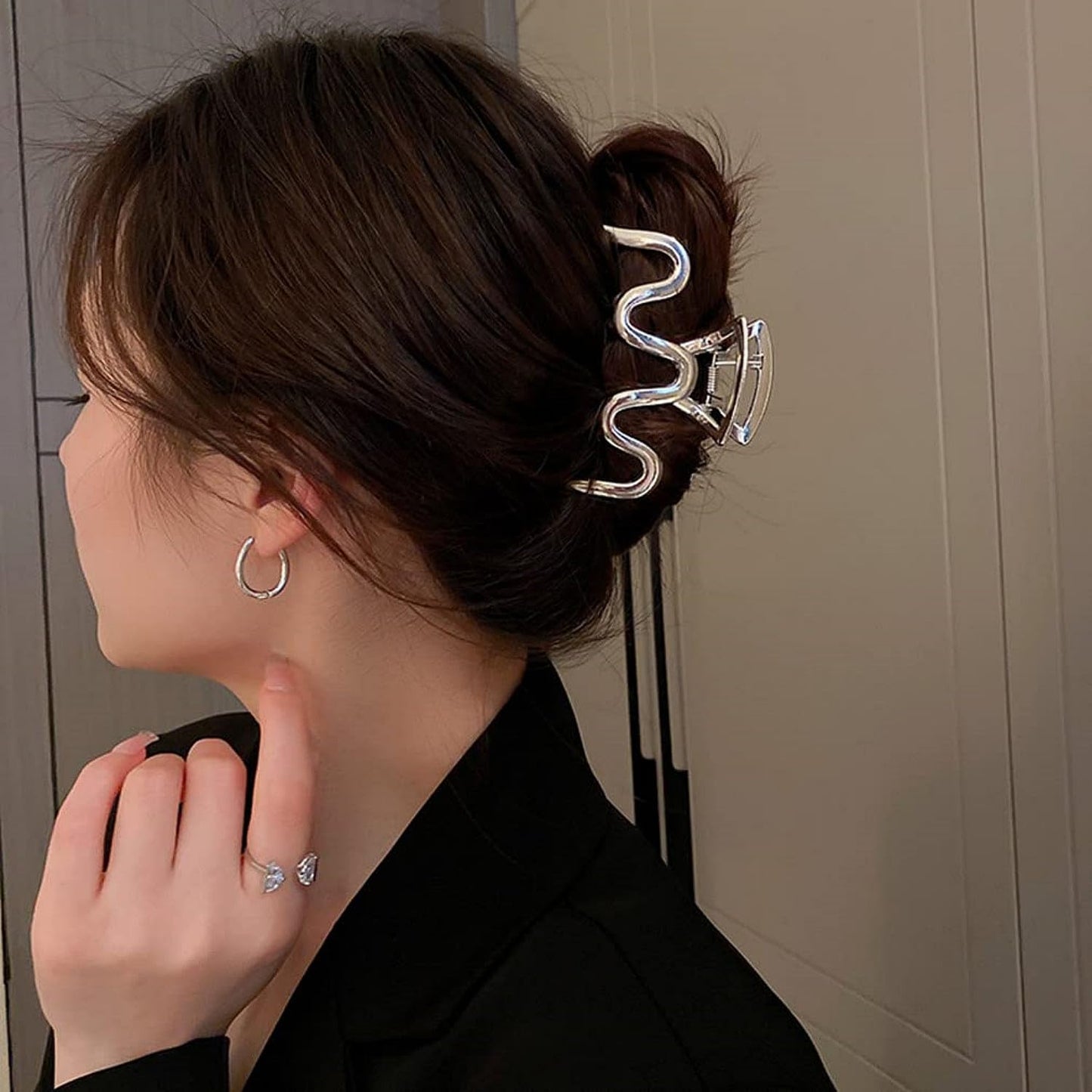 Large Metal Hair Claw Clips for Women, Gold Strong Hold Non-Slip Hair Catch Barrette Jaw Clamp for Thin Thick Curly Hair, Silver Metal Hair Clips Fashion Hair Styling Accessories