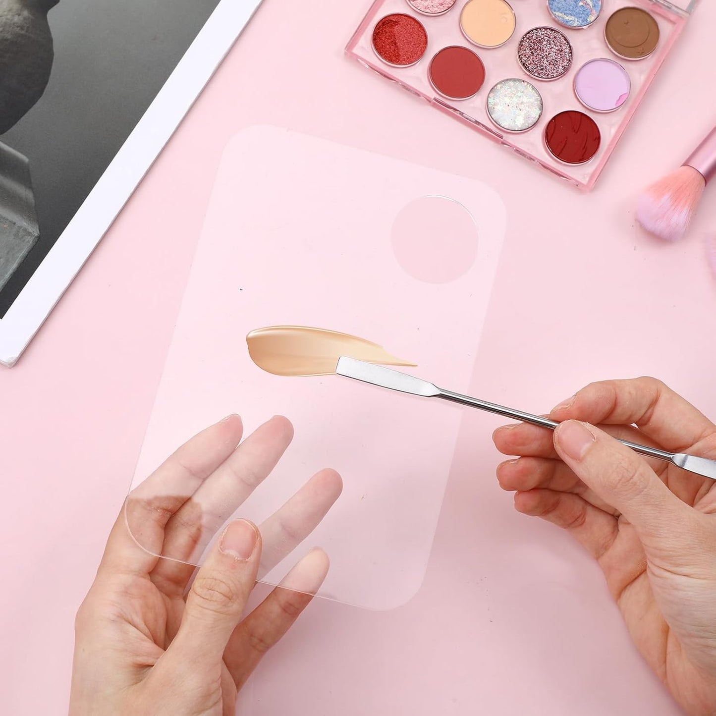 2PCS Acrylic Makeup Mixing Palette with Blending Sticks Shimmeroo Professional Cosmetic Makeup Mixing Palette Artist Tool for Foundation Eye Shadow Lipsticks Nail Art Pigment Blending