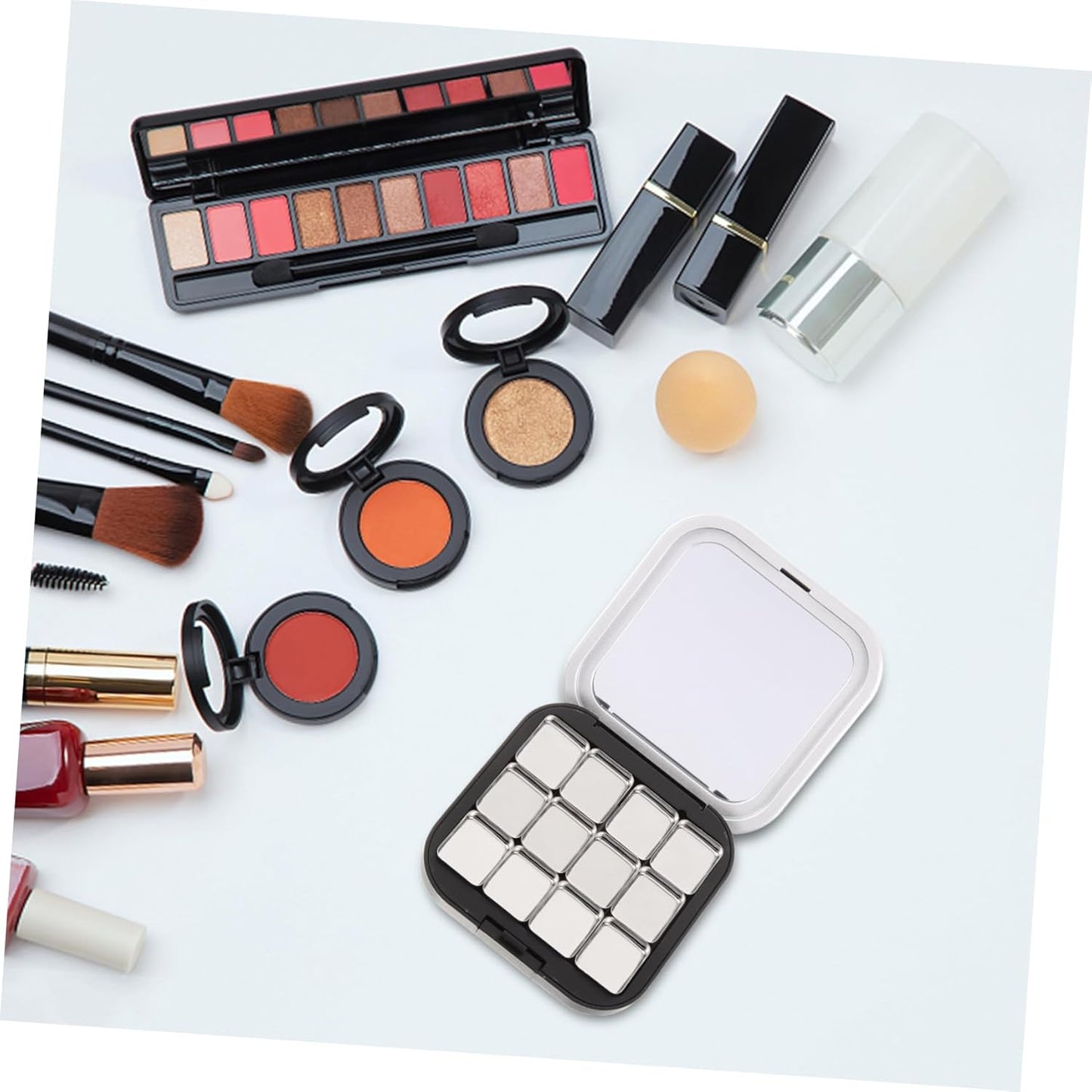 FRCOLOR 2Pcs Empty Magnetic Eyeshadow Makeup Palette DIY Blush Lipstick Contouring Powder Tray with 12 Grids Travel Size Cosmetic Pans Eyeshadow Makeup Containers for Women