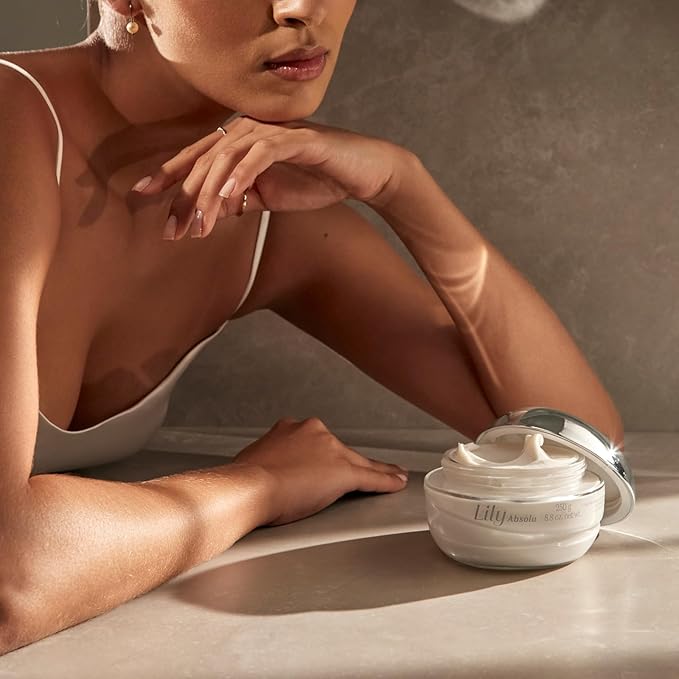 Lily Absolu Satin Hydrating Body Cream, 24 Hour Fragranced Body Butter for Dry Skin, 8.8 Ounce
