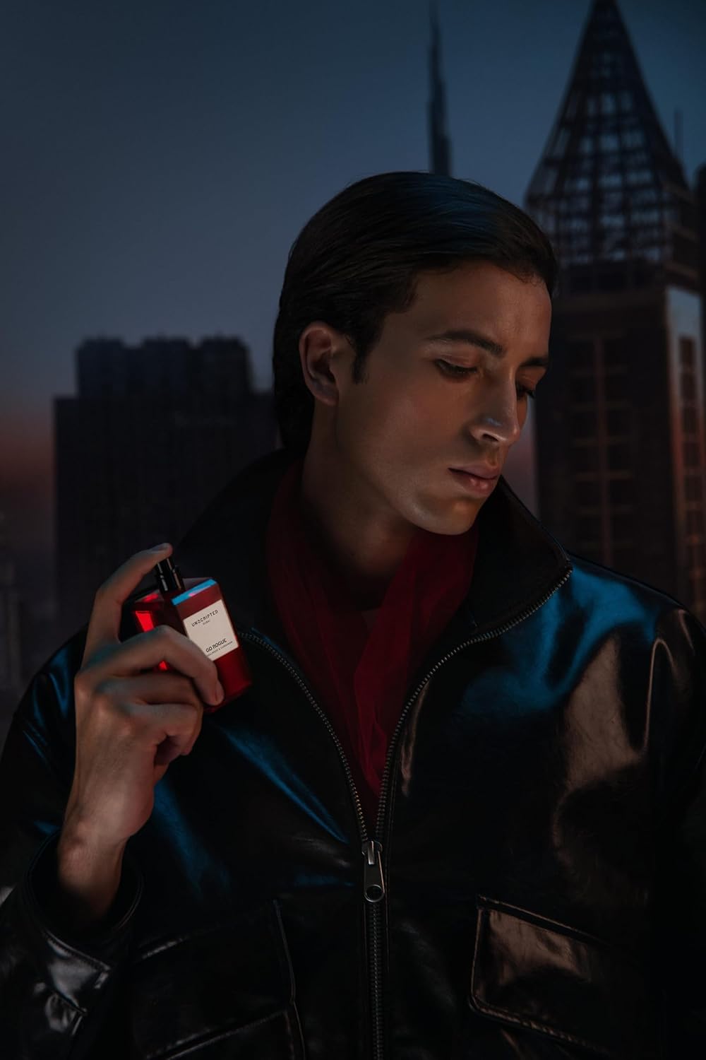 Unscripted Go Rogue - Bold and Unique Perfume for Men - Long-Lasting Men Perfume with Cardamom, Sandalwood and Vetiver for Free Spirits - 1.7 oz