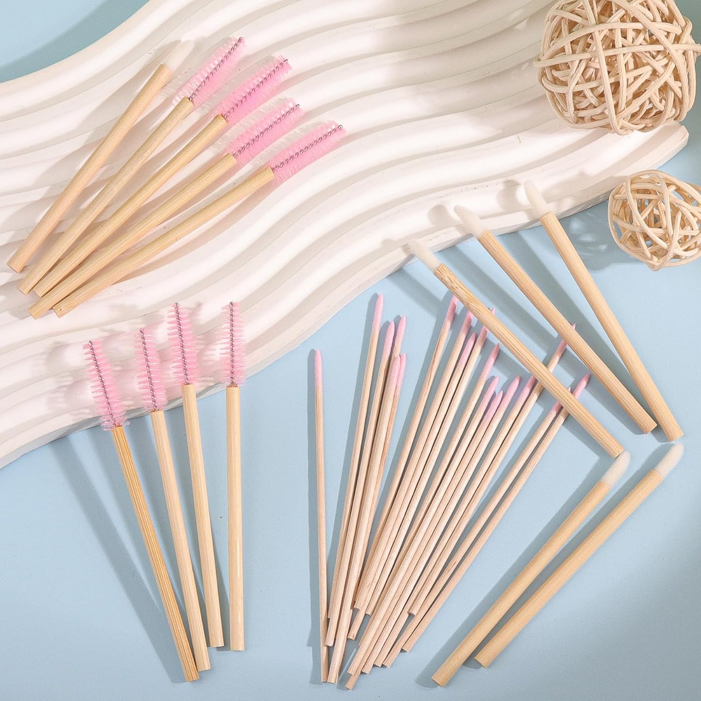 300 Pack Disposable Spoolies Brushes Sets Bamboo Mascara Wand Lip Brushes Cotton Swab for Eyebrow Eyelash Extension Tattoo Lipstick Applicator(Pink)