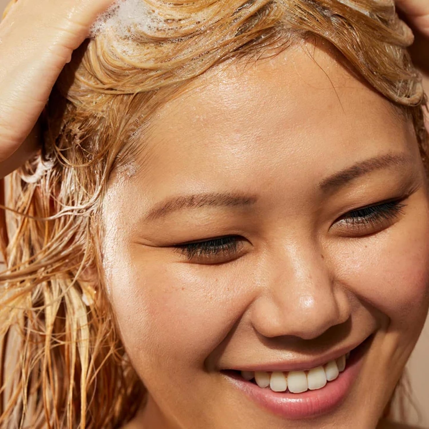 Acure Simply Smoothing Shampoo - Hydrating Anti Frizz Shampoo for Women & Men, Moisturize & Soften Frizzy, Dry, Damaged Hair & Scalp w/ Coconut Water, Vegan, Paraben Free, Sulfate Free - 8 fl oz