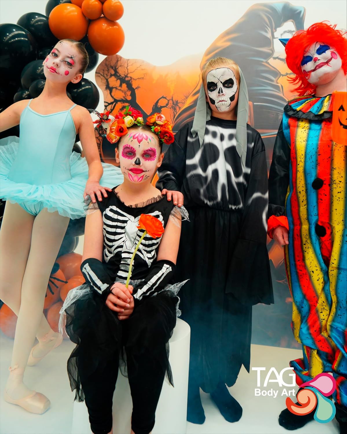 TAG Professional Face and Body Paint, Regular White 32gm, non toxic, hypoallergenic, easy to wash, ideal for Kids Parties, Halloween, Cosplay and Events