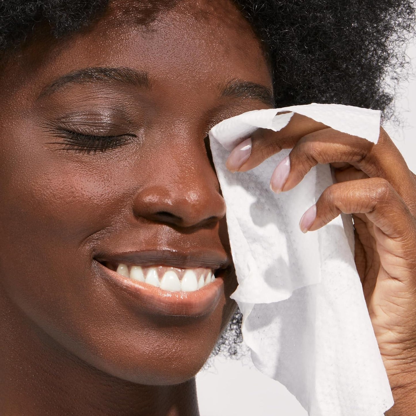 Beekman 1802 Face & Body Wipes, Fresh Air - Scented - 30 Count - Cleanses Dirt & Makeup - With Goat Milk, Aloe & Vitamin E - Alcohol Free, Biodegradable - Good for Sensitive Skin - Cruelty Free